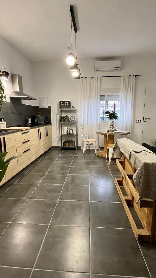 El Pisito Forest,A 300 Metros Iglesia De La Encarnacion Apartment Marbella