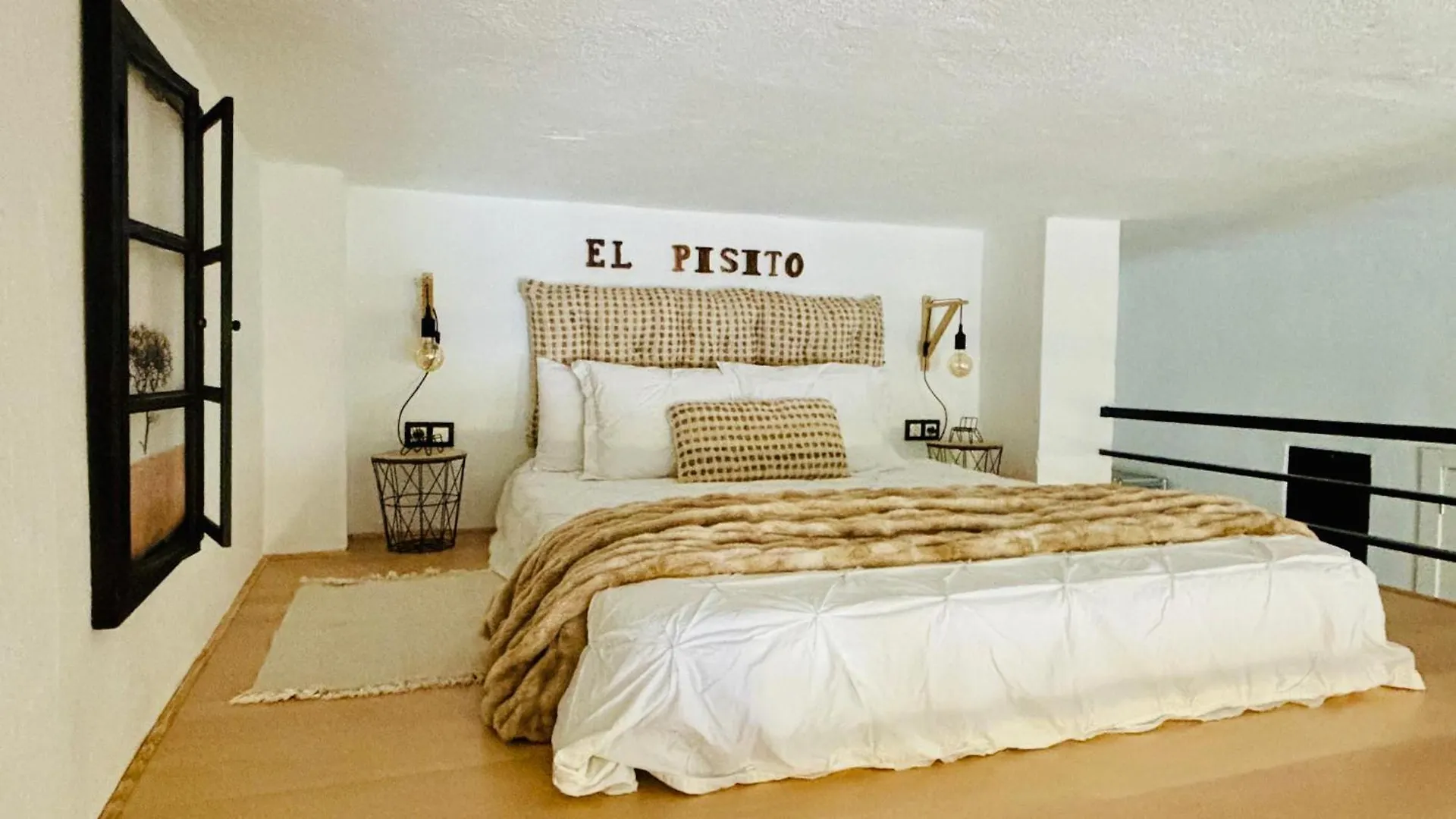 El Pisito Forest,A 300 Metros Iglesia De La Encarnacion Apartment Marbella